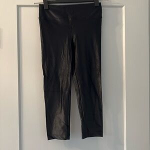 Koral Capri Leggings